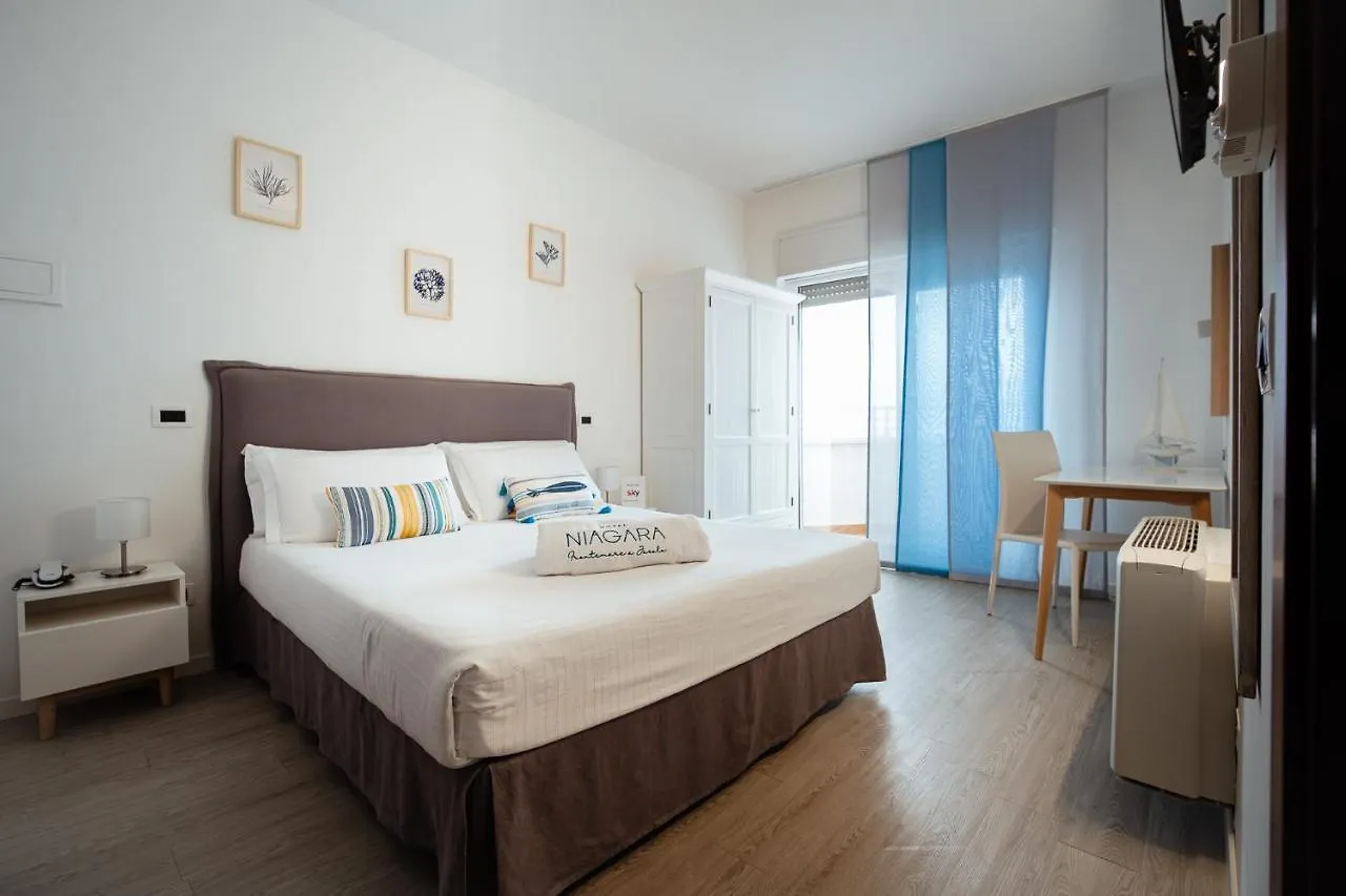 Hotel Niagara Τζεσόλο Λίντο 4*,